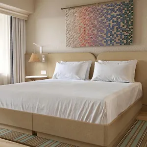 4* Отель Dom Pedro